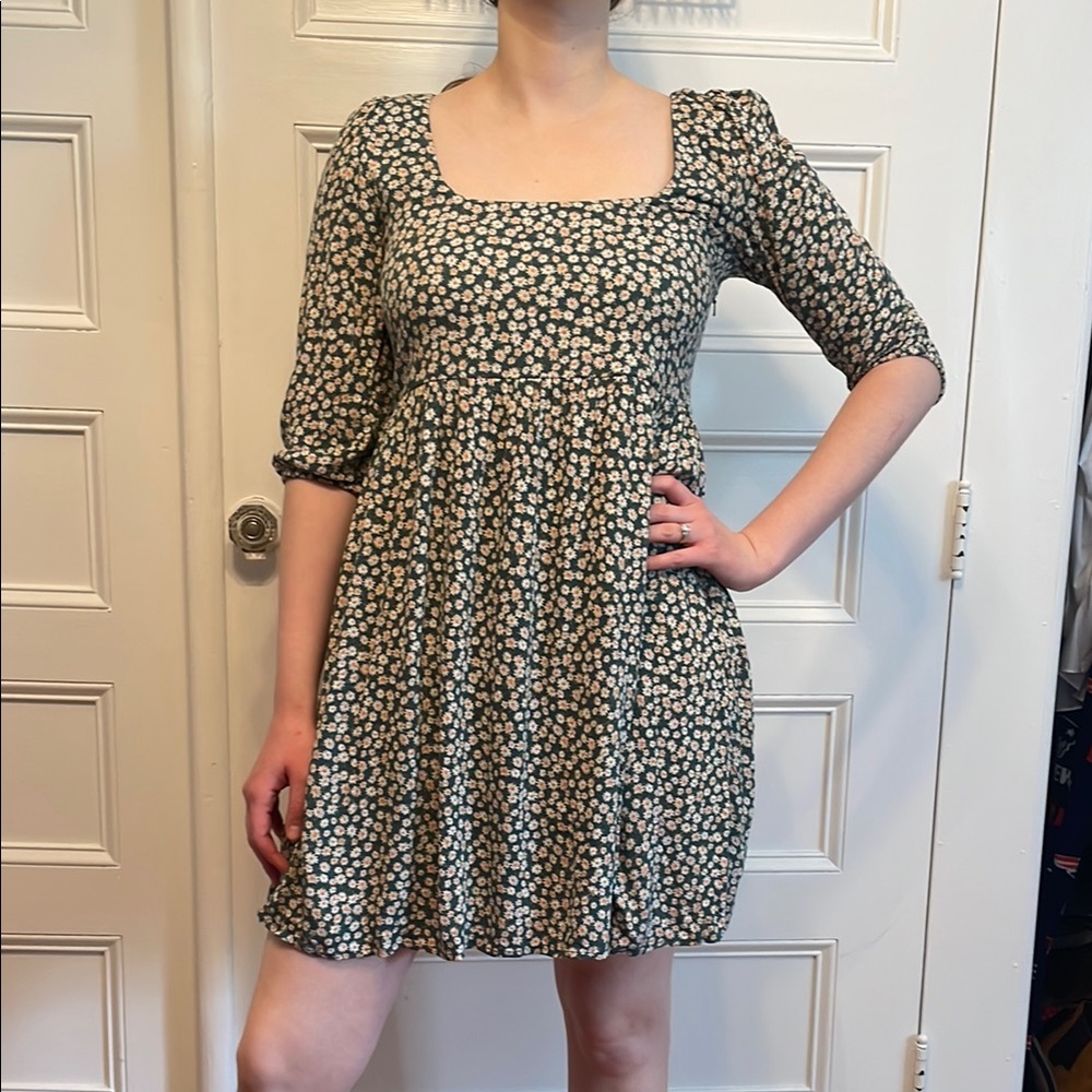 American Eagle Outfitters Black and Tan Puff Sleeve Mini Sundress